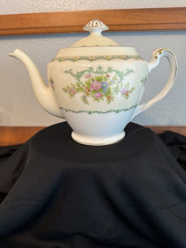 Vintage Noritake Teapot